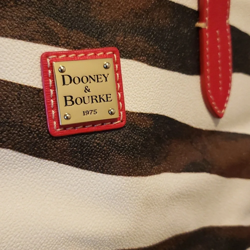 Dooney and Bourke zebra tote - Picture 2 of 16